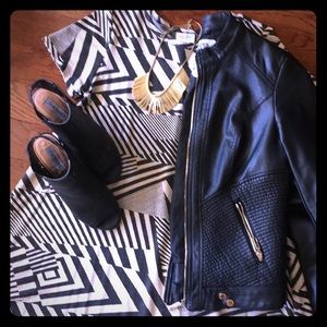 Lularoe XS Carly